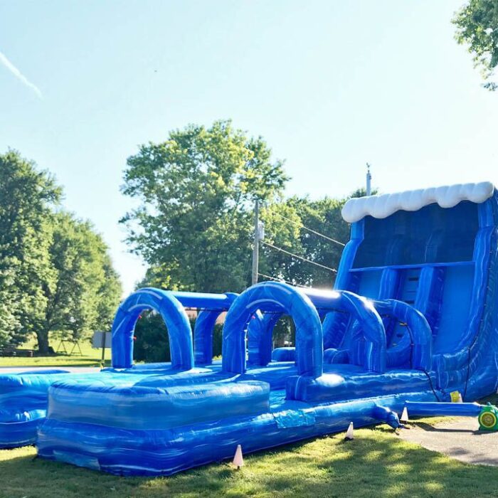 Tsunami Splash Waterslide